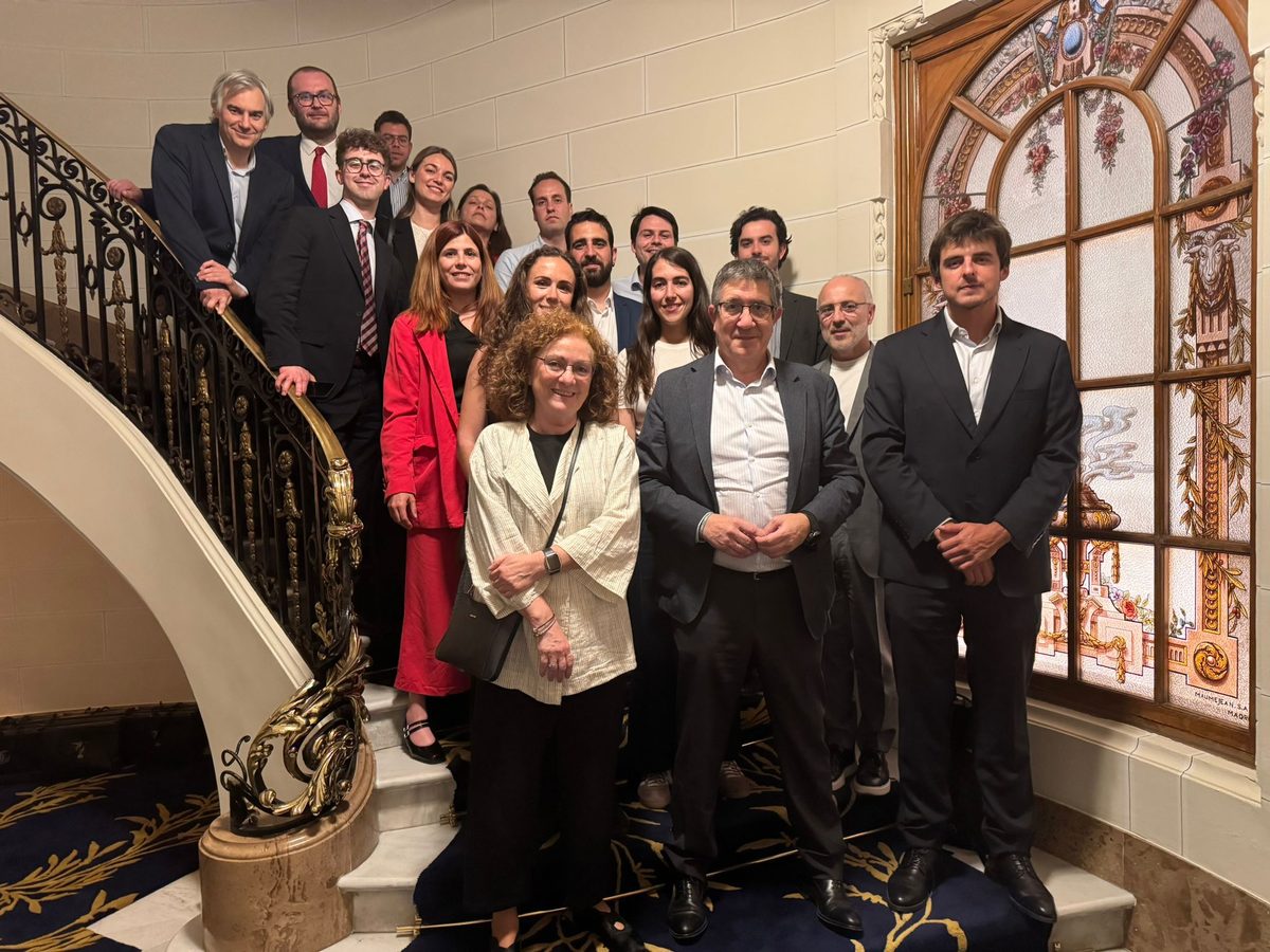 Encuentro de la comunidad con Patxi López